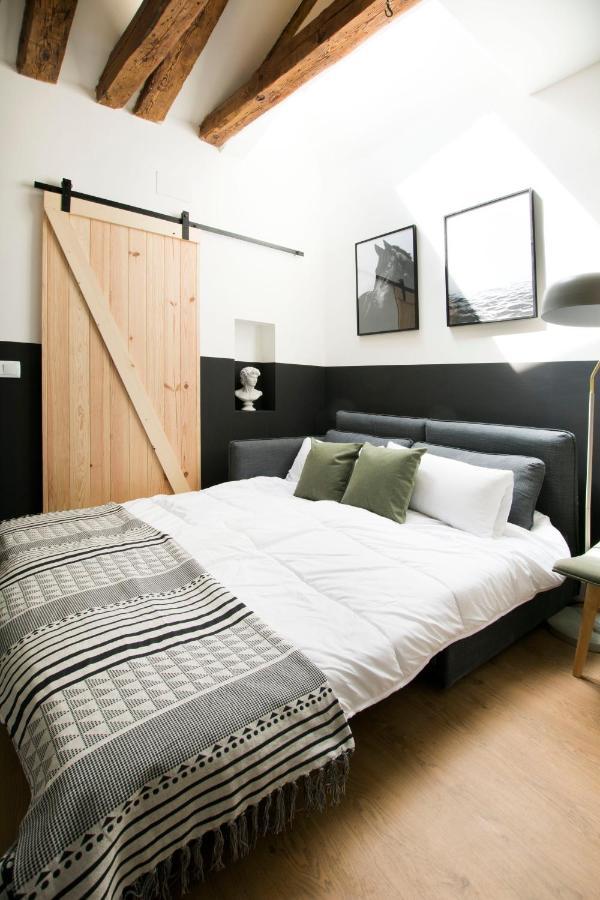 Redondilla Apartment Madrid Esterno foto